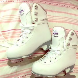 Soft skates by Jackson